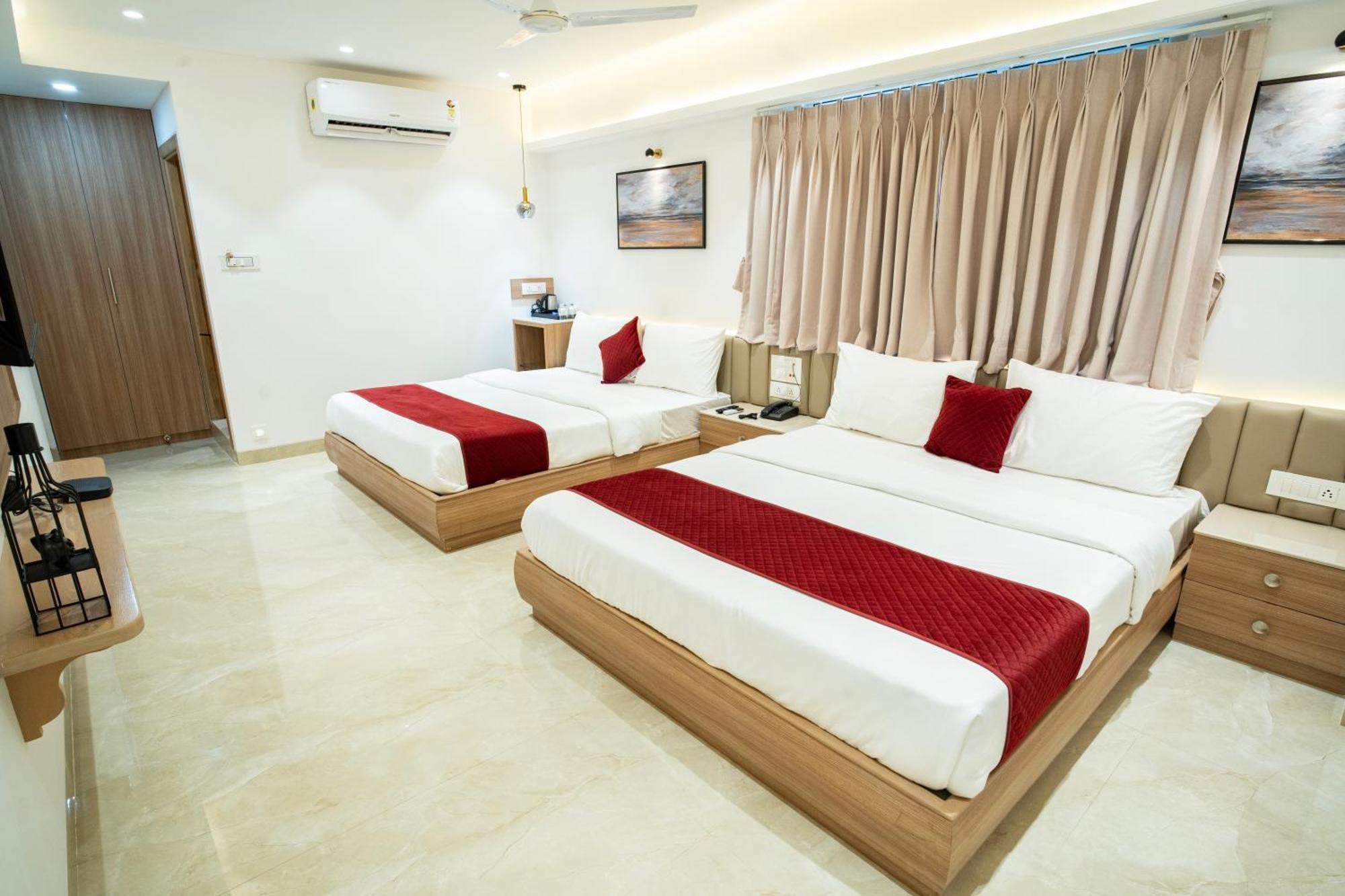 Hotel The Grand Murli 수라트 외부 사진