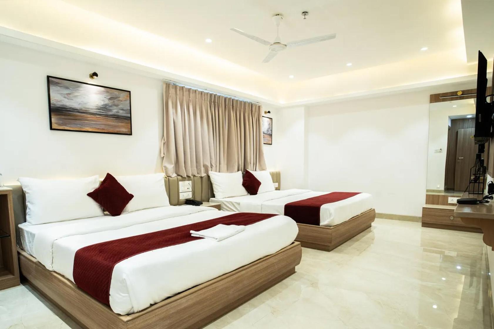 Hotel The Grand Murli 수라트 외부 사진